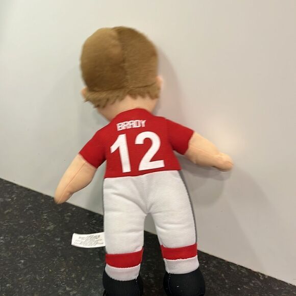 Tom Brady #12 New England Patriots 2013 NFLPA QB Rallymen Stuffed Plush 15” - Picture 4 of 6